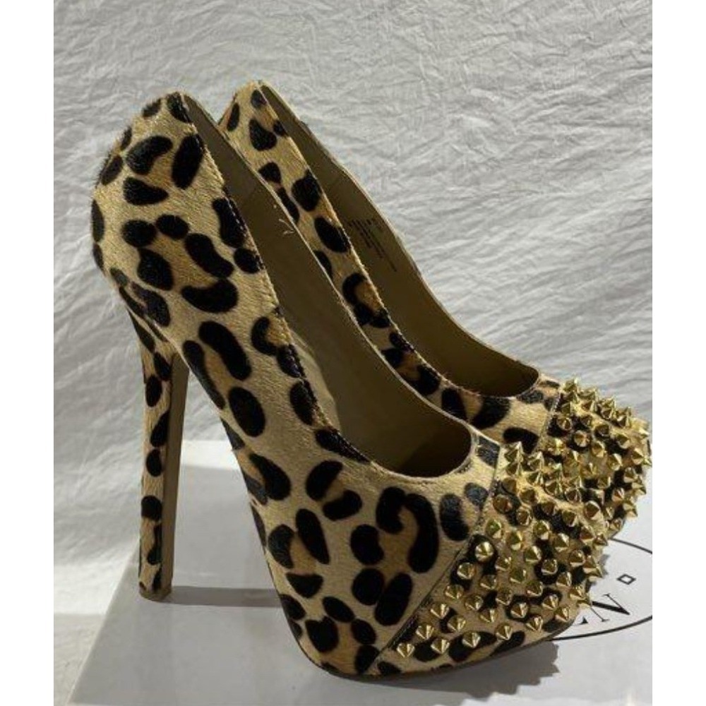 Steve Madden BOLDDU Leopard Print Pony Hair Spiked Platform Stiletto Heels 6M